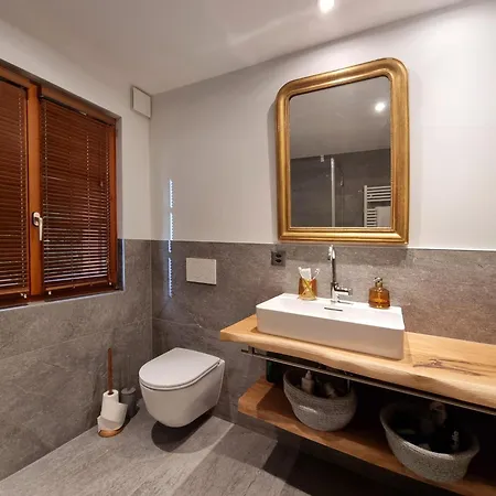 Cairn サース フェー